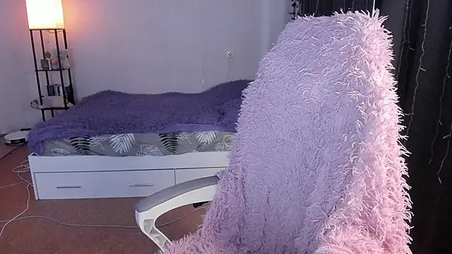 Snapshot of ReddHotPipper chatting on January 19, 2026, 3:21 am ReddHotPipper online show from January 19, 2026, 3:21 am