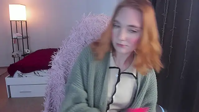 ReddHotPipper online show from October 8, 2025, 2:35 am