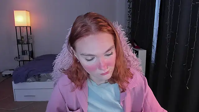 ReddHotPipper online show from January 14, 2026, 3:21 am