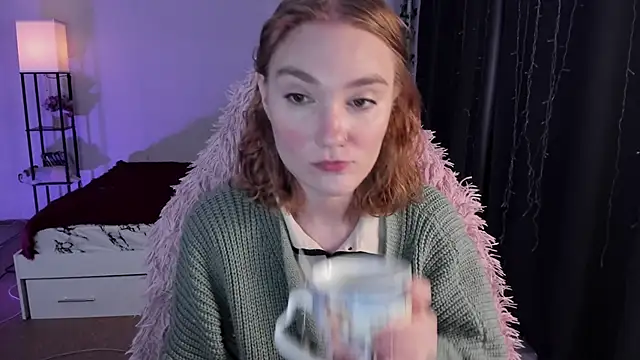 ReddHotPipper online show from October 23, 2025, 3:16 am