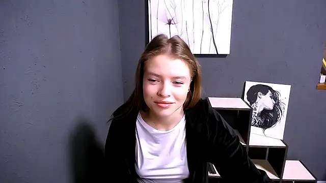 MissOliviaa  online show from November 8, 2025, 7:45 am