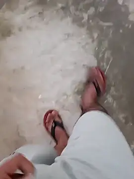 Snapshot of nick05inch chatting on November 10, 2025, 12:21 pm nick05inch online show from November 10, 2025, 12:21 pm