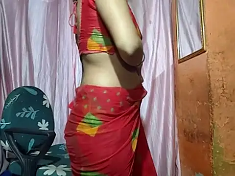 poojaxxx65 online show from December 4, 2025, 11:15 pm