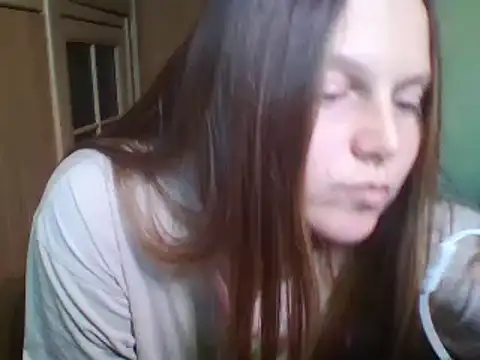 Evasapples online show from February 11, 2025, 11:09 am