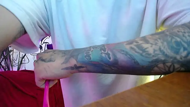 tatouagendecouple online show from December 11, 2024, 8:36 am