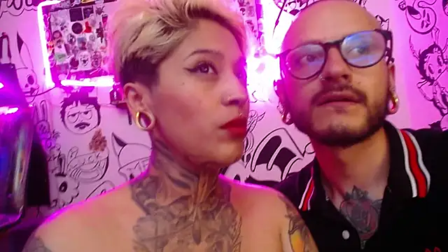 tatouagendecouple online show from February 11, 2025, 2:46 am