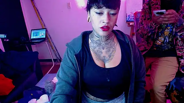 tatouagendecouple online show from September 9, 2025, 7:18 am