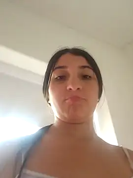Matilda russoo online show from March 18, 2025, 1:34 pm