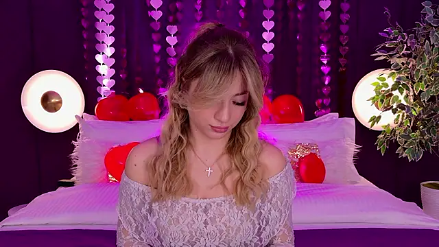 HelenaMorgan online show from February 12, 2026, 3:06 am