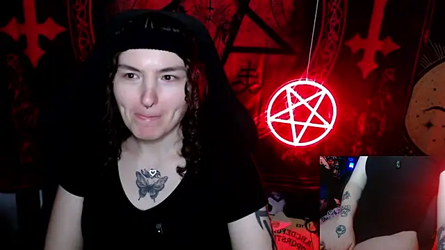 BrandiWRLD 999 online show from October 9, 2025, 7:36 pm