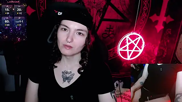 BrandiWRLD 999 online show from October 19, 2025, 6:54 pm