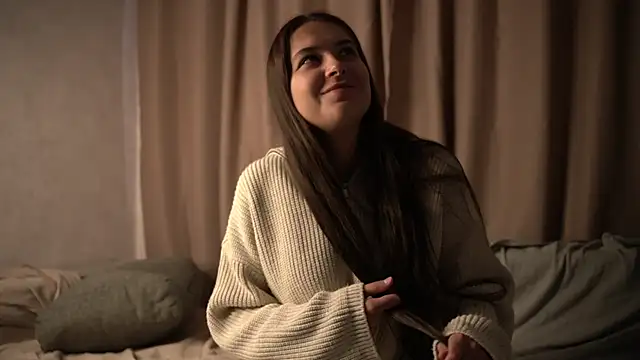 elisa moon online show from October 17, 2025, 9:56 am