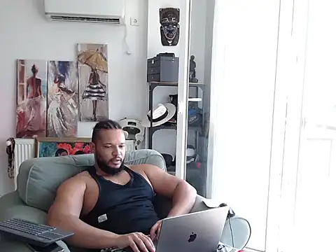 Snapshot of 1LordKingsley chatting on July 11, 2026, 1:44 pm 1LordKingsley online show from July 11, 2026, 1:44 pm