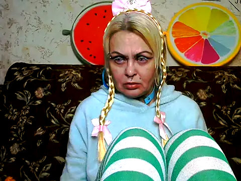 Snapshot of Gardener_of_Illusions chatting on February 9, 2026, 7:50 am Gardener of Illusions online show from February 9, 2026, 7:50 am