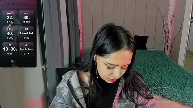 baby  kim online show from February 23, 2025, 5:12 am