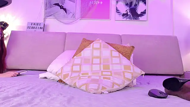 Snapshot of ChloeFerreira chatting on October 25, 2025, 1:05 am ChloeFerreira online show from October 25, 2025, 1:05 am