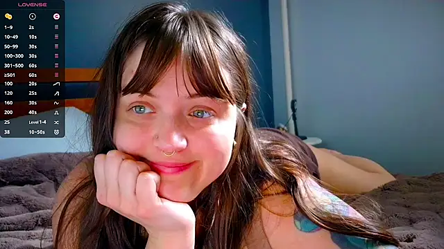 Snapshot of princess_emily4723 chatting on April 4, 2026, 6:14 pm princess emily4723 online show from April 4, 2026, 6:14 pm