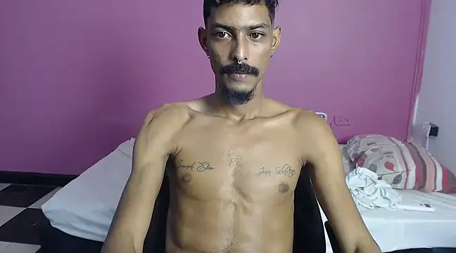 Snapshot of Albertwd420 chatting on February 17, 2025, 5:34 pm Albertwd420 online show from February 17, 2025, 5:34 pm