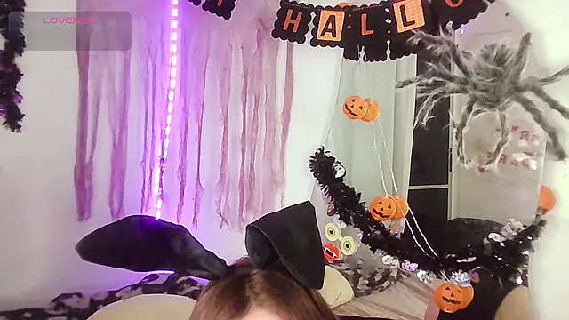 cherrybom969 online show from October 13, 2025, 1:29 am