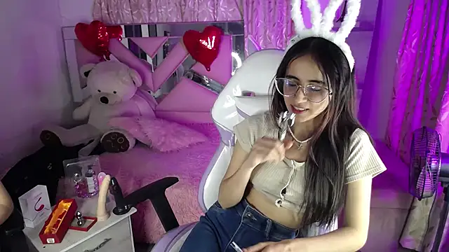 Mia Fischer online show from February 22, 2025, 7:03 pm