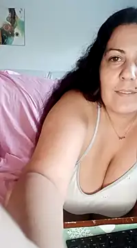 kittymorenita26 online show from January 17, 2025, 5:19 pm