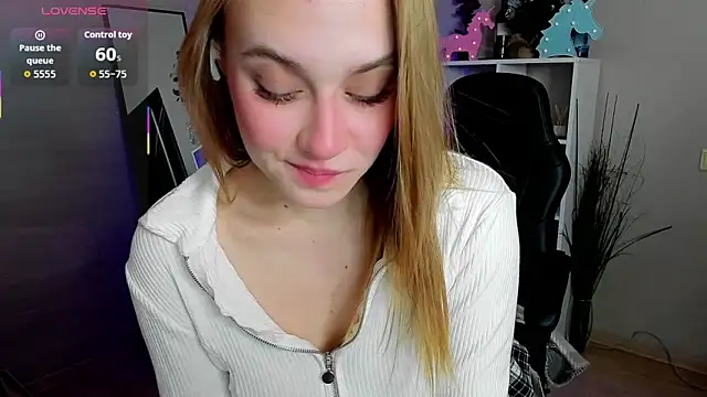 LianaBright online show from January 17, 2026, 2:15 am