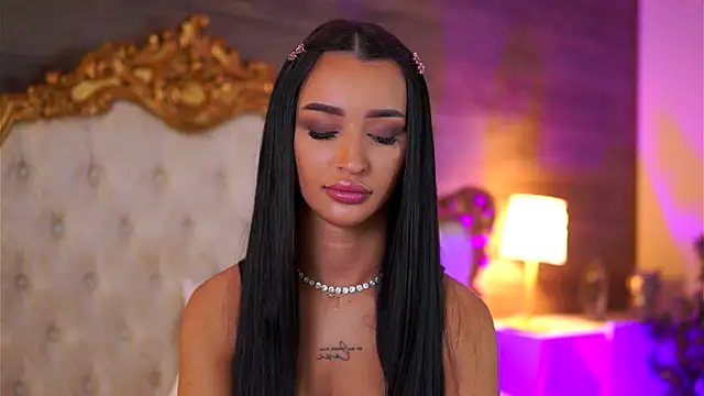 DeniseDevilles online show from February 4, 2025, 12:11 pm