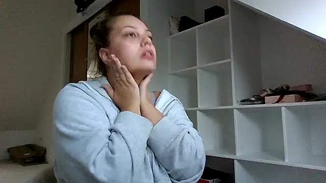 Krystal Tx online show from October 19, 2025, 7:11 am