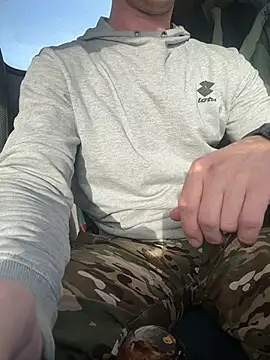 Snapshot of AlexGWoW chatting on February 18, 2026, 7:17 am AlexGWoW online show from February 18, 2026, 7:17 am