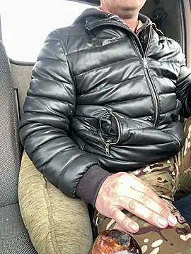 Snapshot of AlexGWoW chatting on March 19, 2026, 6:24 am AlexGWoW online show from March 19, 2026, 6:24 am