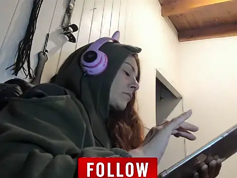 jessiburningheels online show from March 23, 2026, 9:31 am