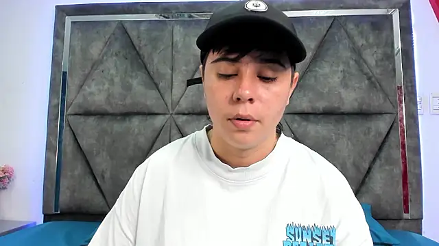 AbbySmiitth  online show from March 21, 2026, 10:35 pm