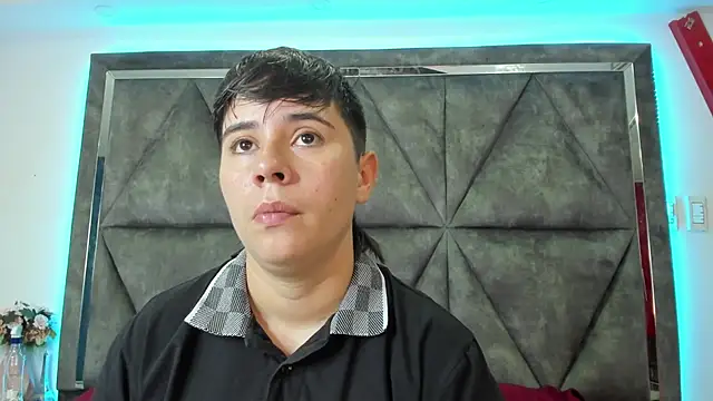 Snapshot of AbbySmiitth_ chatting on February 2, 2026, 10:20 pm AbbySmiitth online show from February 2, 2026, 10:20 pm