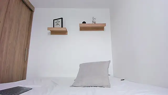 serge 7 online show from April 10, 2026, 6:59 pm