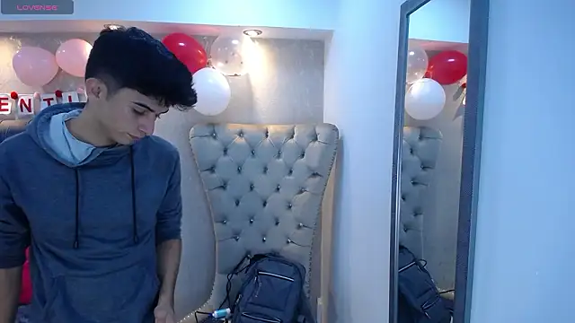 Snapshot of MrWilliseo chatting on February 17, 2026, 7:55 pm MrWilliseo online show from February 17, 2026, 7:55 pm