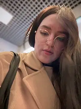 meow girl online show from February 16, 2025, 2:21 pm