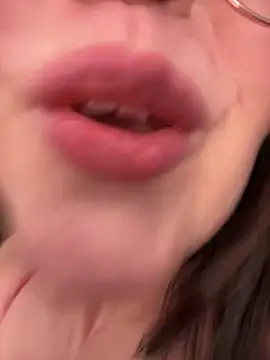 meow girl online show from January 24, 2025, 6:14 pm