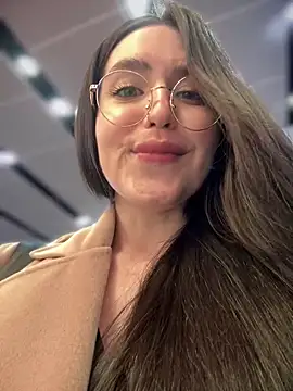 meow girl online show from February 19, 2025, 2:11 pm