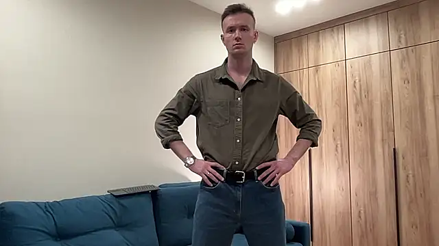 cute mark online show from April 18, 2026, 7:40 pm