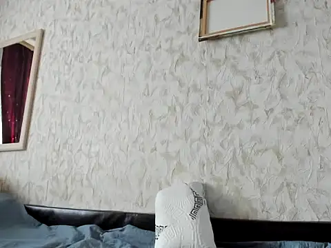 ElektraShine29 online show from April 1, 2026, 7:31 am