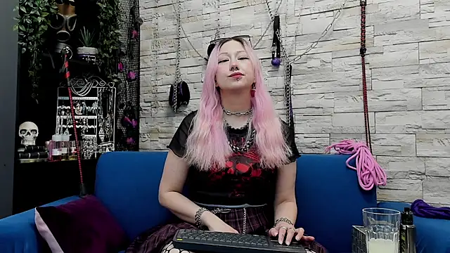 CruelMistress online show from March 14, 2025, 7:34 pm