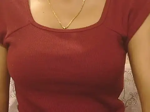  FluffyHxney  online show from November 14, 2025, 6:11 pm