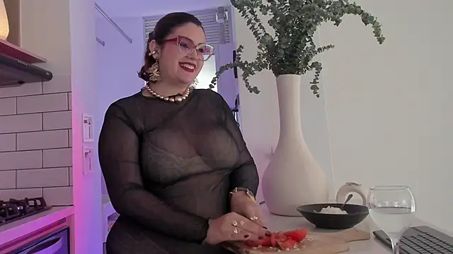 Candelariia  online show from March 6, 2025, 7:21 pm