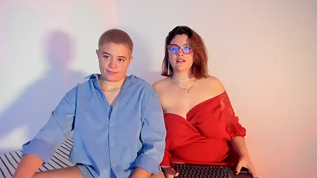 Candelariia  online show from March 13, 2025, 2:05 am