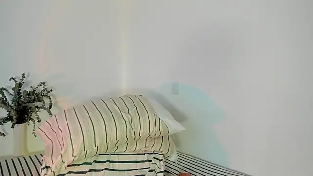 Candelariia  online show from March 18, 2025, 8:05 pm