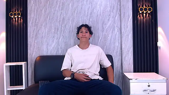 JustinSoler online show from September 30, 2025, 9:54 pm
