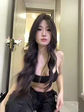 xyebobs online show from March 6, 2026, 4:02 pm