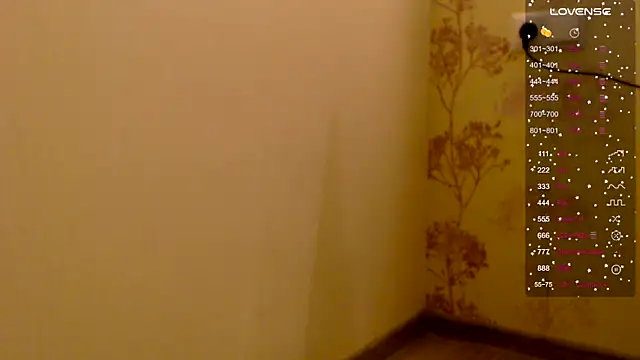 Snapshot of _Sexy-Mia_ chatting on January 27, 2025, 8:49 pm Sexy-Mia online show from January 27, 2025, 8:49 pm