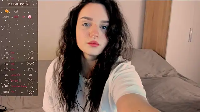 Snapshot of __Latisha__ chatting on February 18, 2025, 4:14 pm Latisha online show from February 18, 2025, 4:14 pm