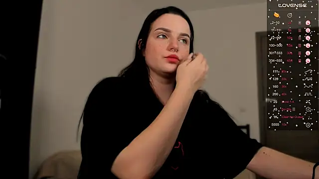 Snapshot of __Latisha__ chatting on March 14, 2025, 5:24 pm Latisha online show from March 14, 2025, 5:24 pm